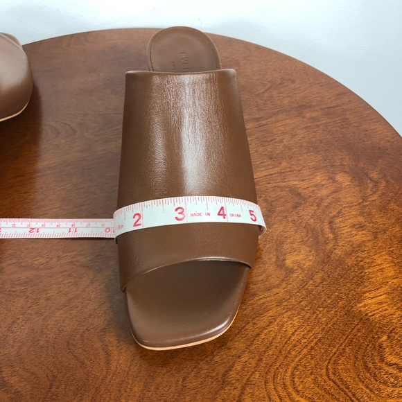 EVERLANE The Leather Mule Sandal In Chocolate 8 - Picture 11 of 16